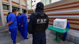 “El voto es libre”, presos sin sentencia votan por primera vez para presidente
