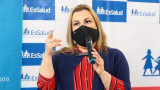 Fiorella Molinelli renunció a la presidencia de Essalud y denuncia “infame campaña” en su contra