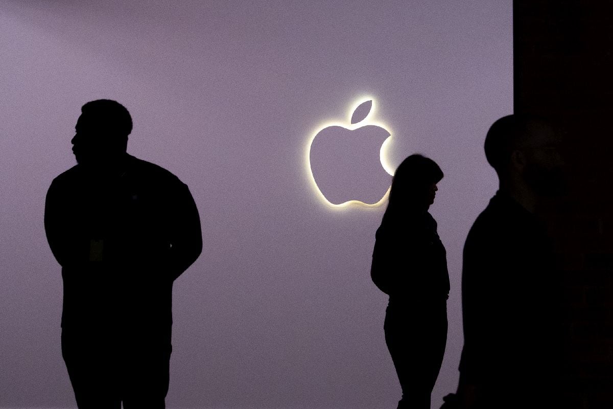 Asistentes a un evento de Apple en Nueva York, EE.UU., el miércoles 4 de marzo de 2026. Apple Inc. presentó esta semana una serie de nuevos productos, incluyendo la MacBook Neo de US$ 599, su primera computadora portátil de gama baja, y el iPhone 17e. La compañía también anunció versiones actualizadas de la MacBook Pro, MacBook Air, Studio Display y iPad Air. Fotógrafo: Adam Gray/Bloomberg