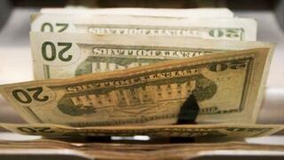El dólar cerró estable tras venta oficial por US$ 30 millones