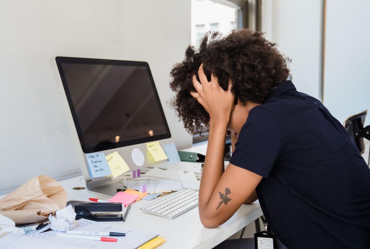 El 49% de los trabajadores peruanos con burnout frecuente desea cambiar de empleo. (Foto: Pexels)