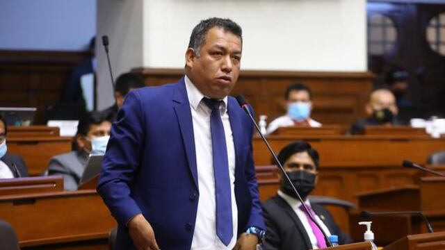 Pese a la crisis que originó su designación, Espinoza descarta renunciar a vocería de Acción Popular