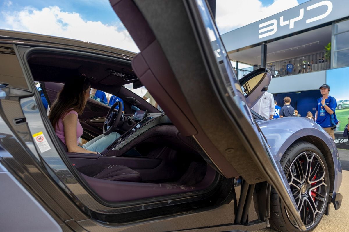 Un vehículo eléctrico Yangwang U9 en el stand de BYD durante el Festival de la Velocidad de Goodwood, celebrado en Goodwood (Reino Unido), en julio. Fotógrafo: Carlos Jasso/Bloomberg