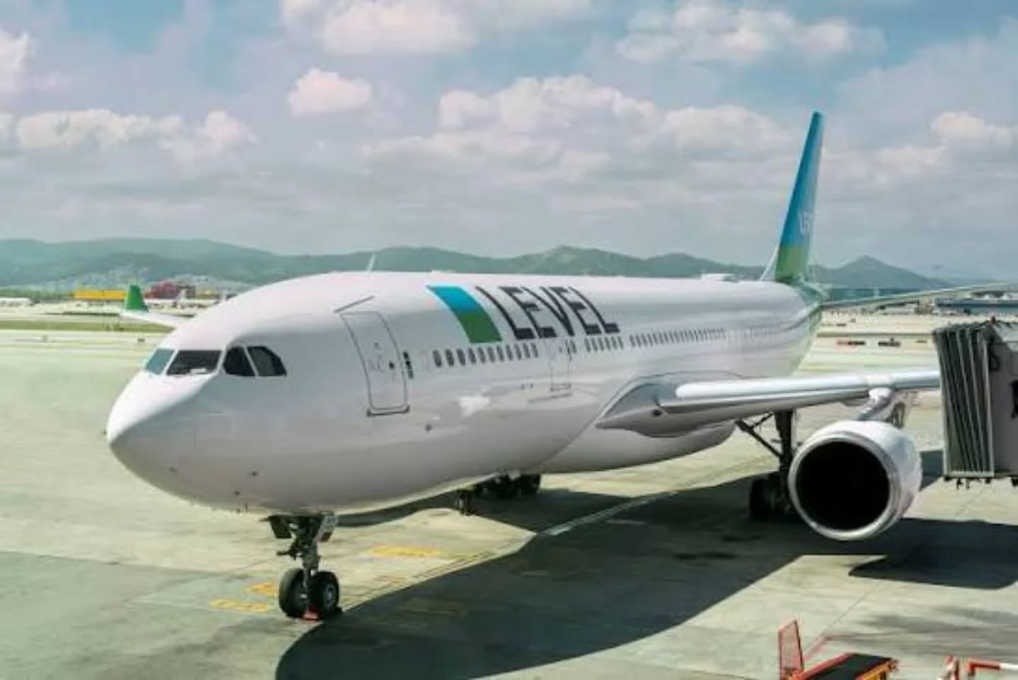 Level, aerolínea de bajo costo del grupo IAG confirmó el inicio de una operación sin escalas que volverá a unir Barcelona con el Perú. Foto: Andina.