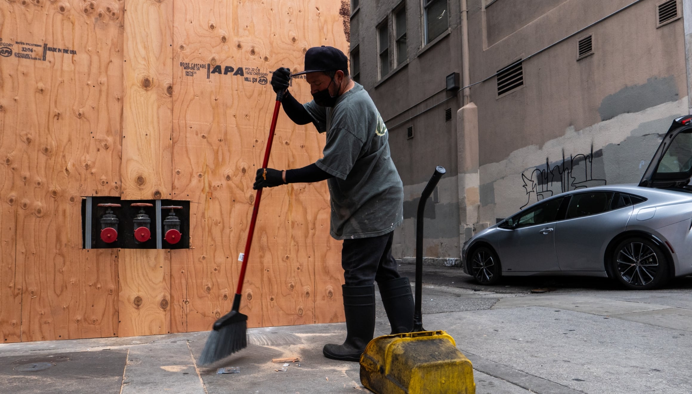 La ciudad de Los Ángeles se alista para un incremento del salario mínimo que beneficiará a miles de trabajadores (Foto: AFP)