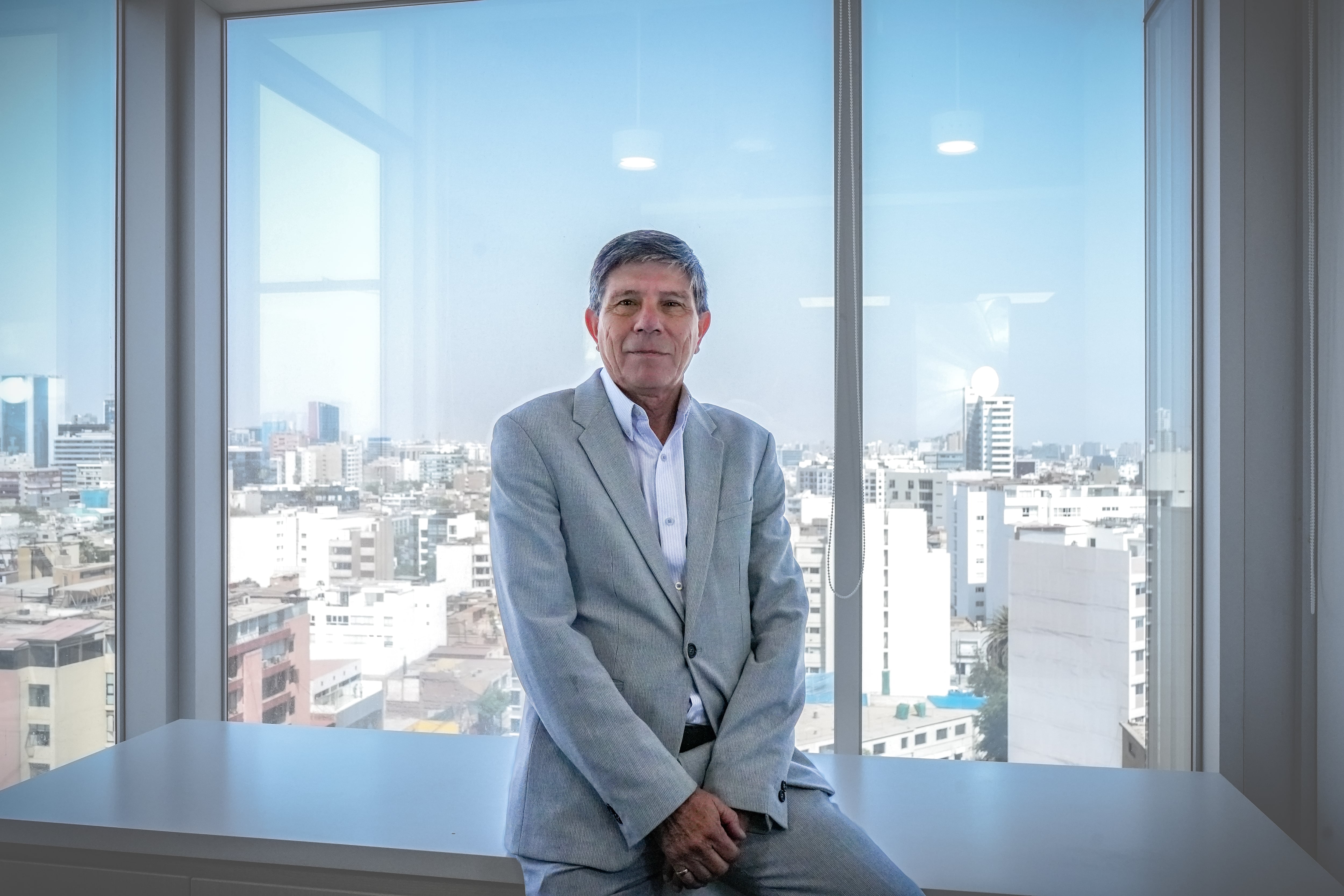 Hernán Rodríguez, gerente general de la Caja Metropolitana de Lima