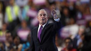 Magnate Michael Bloomberg apoya a Hillary Clinton para vencer al "demagogo" Trump