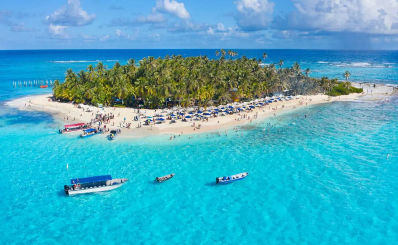 En 2020, el huracán Iota devastó Providencia, una isla colombiana, y destruyó la mayor parte de su barrera de coral. (Foto: viajando.travel)