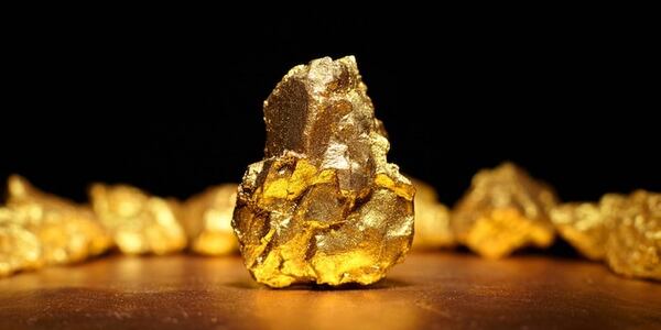 El metal precioso disminuyó 1.4% a US$ 1,955.7 la onza en la última semana. Foto: Freepick