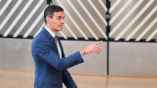España regularizaría a más de un millón de inmigrantes, el doble de lo previsto