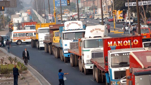 UNT: “Hace falta más de 100,000 conductores de camiones profesionales”