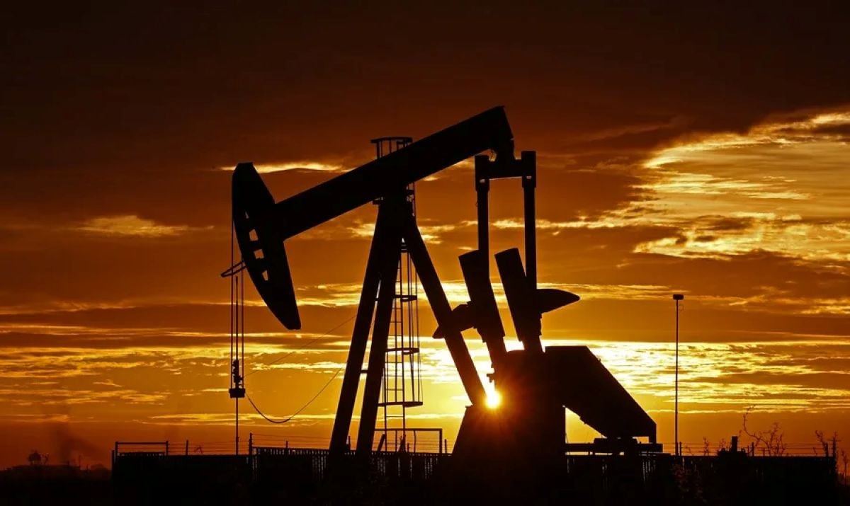 Petróleo de Texas sube tras ataque cerca de Ormuz