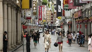 Repunte de mercados emergentes se topa con dudas por China y Fed