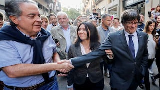 Puigdemont pide a catalanes una "oposición democrática" al Gobierno español