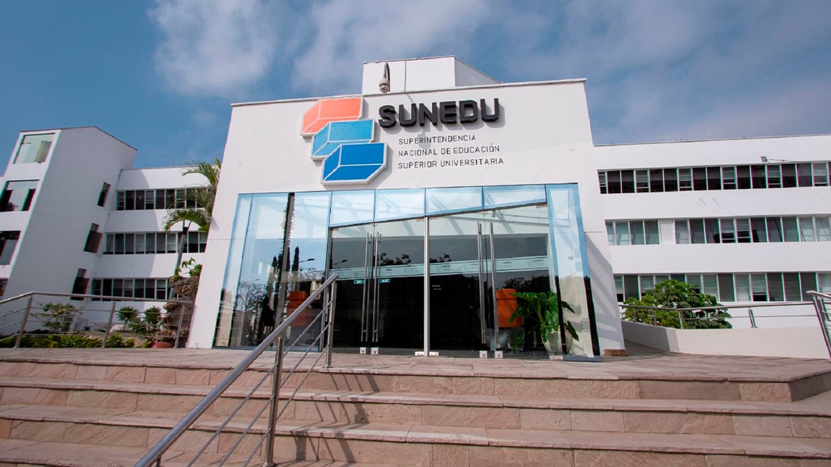 Sunedu amplia plazo para que universidades con licencia denegada sigan operando. | Foto: Andina