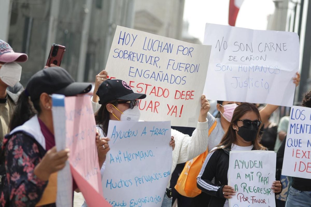 Ministro de RR. EE. informó que sostendrá una reunión con el nuevo embajador de la Federación de Rusia en el Perú para abordar el caso de peruanos. Foto: GEC