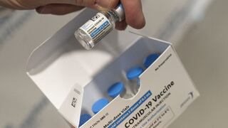 Expertos de EE.UU. recomiendan retomar vacunación antiCOVID con Johnson & Johnson