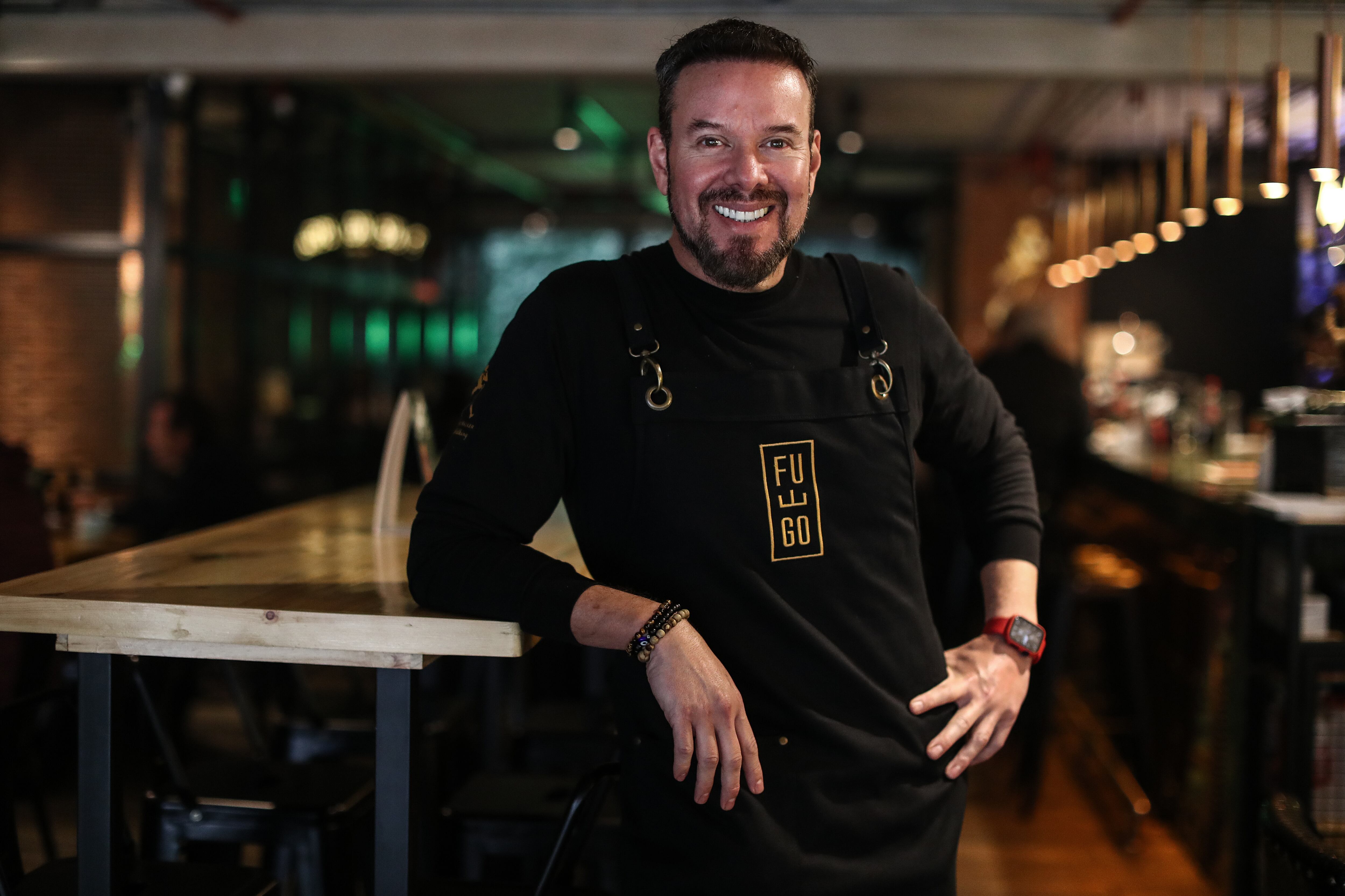 El chef peruano Christian Bravo ya suma tres firmas de gastronomía El Fuego, Bro y Humo. (FOTOS: ALESSANDRO CURRARINO / EL COMERCIO).