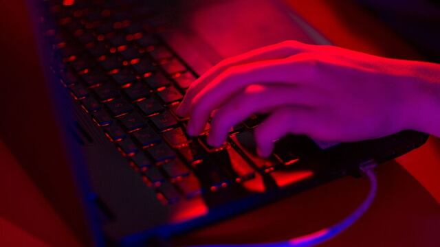 Microsoft revela cómo hackers chinos robaron emails de agencias de EE.UU.