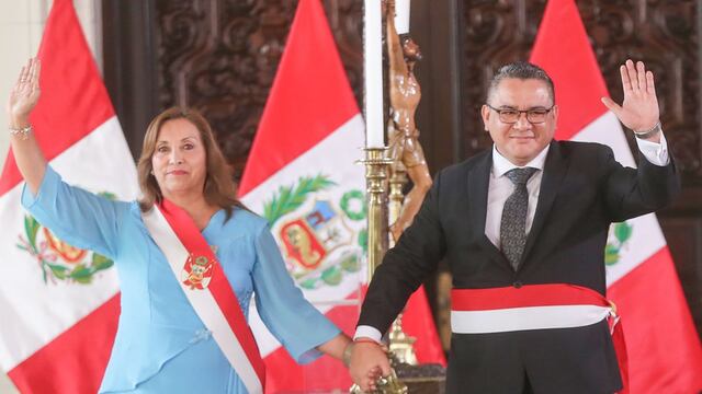 Ministro Santiváñez justifica reunión de Dina Boluarte con jefe del Equipo que apoyaba al EFICCOP