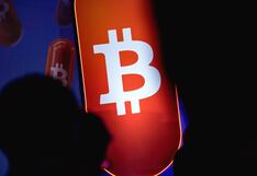Bitcoin inicia la semana con pérdidas y apunta a su peor mes desde 2022