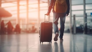 ¿Y si todos se van? Estudio advierte fuga masiva de universitarios, las razones