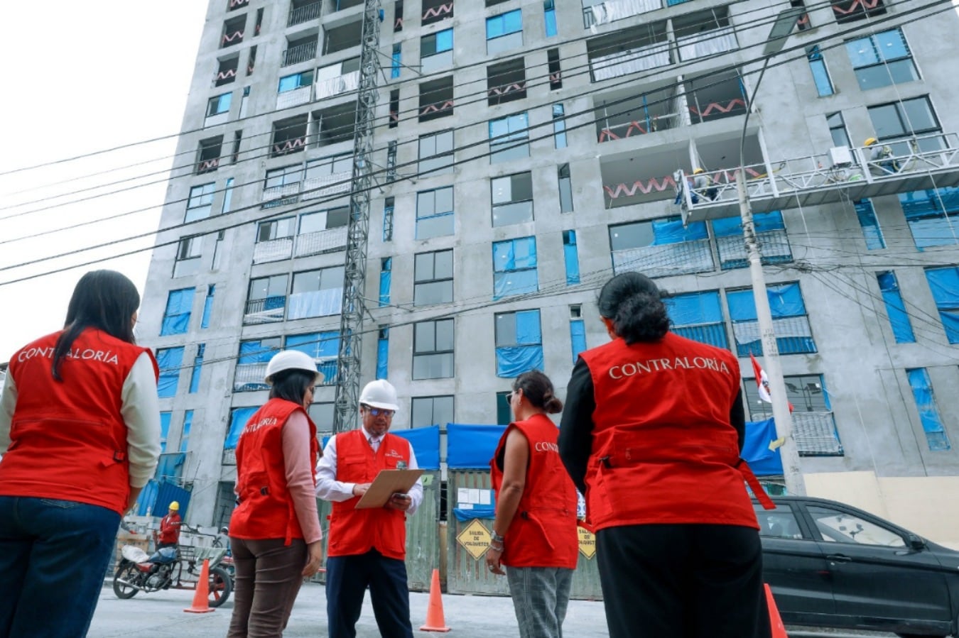 Operativo de control supervisará las licencias de edificación y las obras en ejecución de siete distritos. Foto: Contraloría