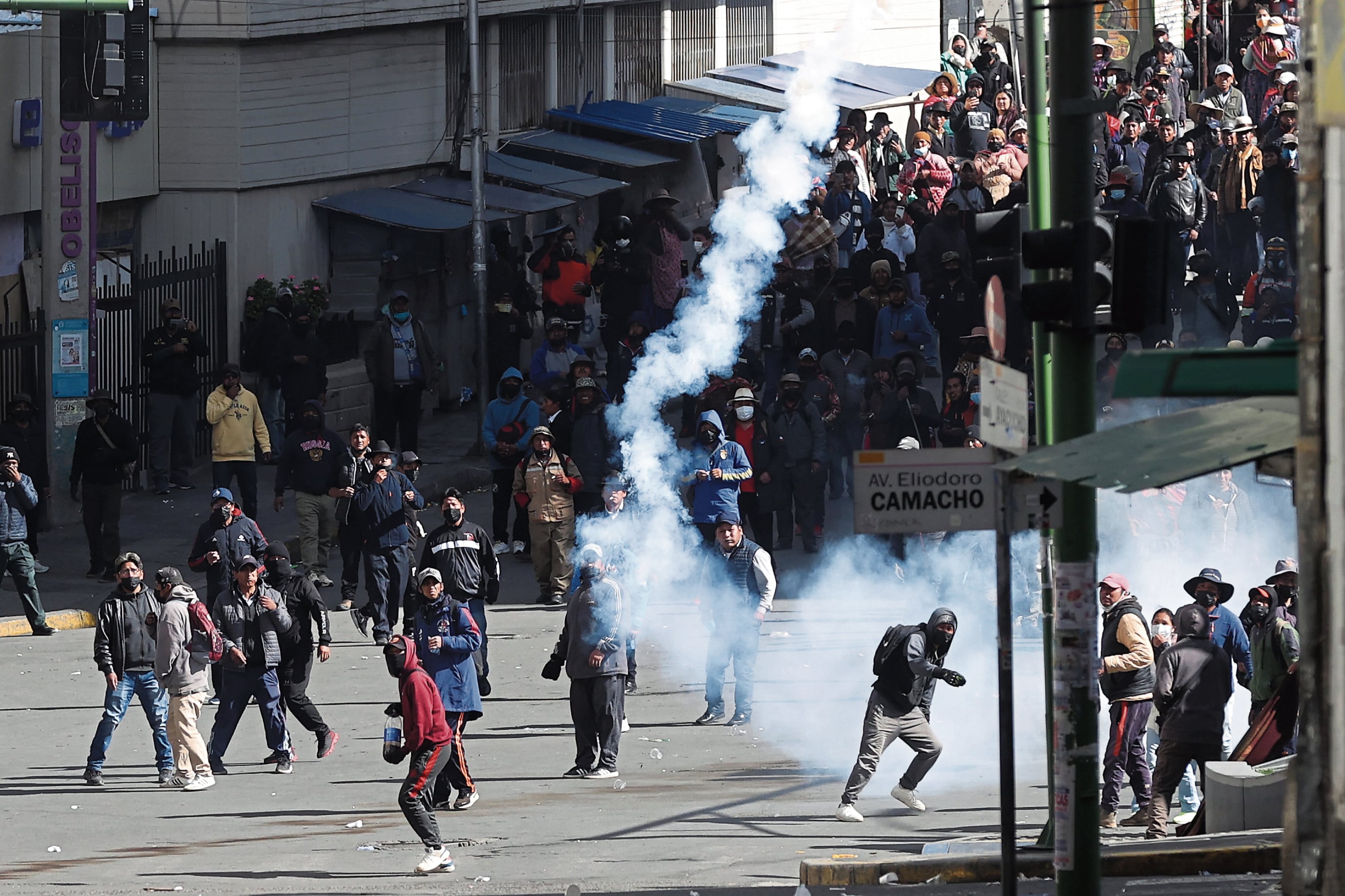 Bolivia es un polvorín en protestas contra las medidas del gobierno del presidente derechista Rodrigo Paz. EFE/ Luis Gandarillas