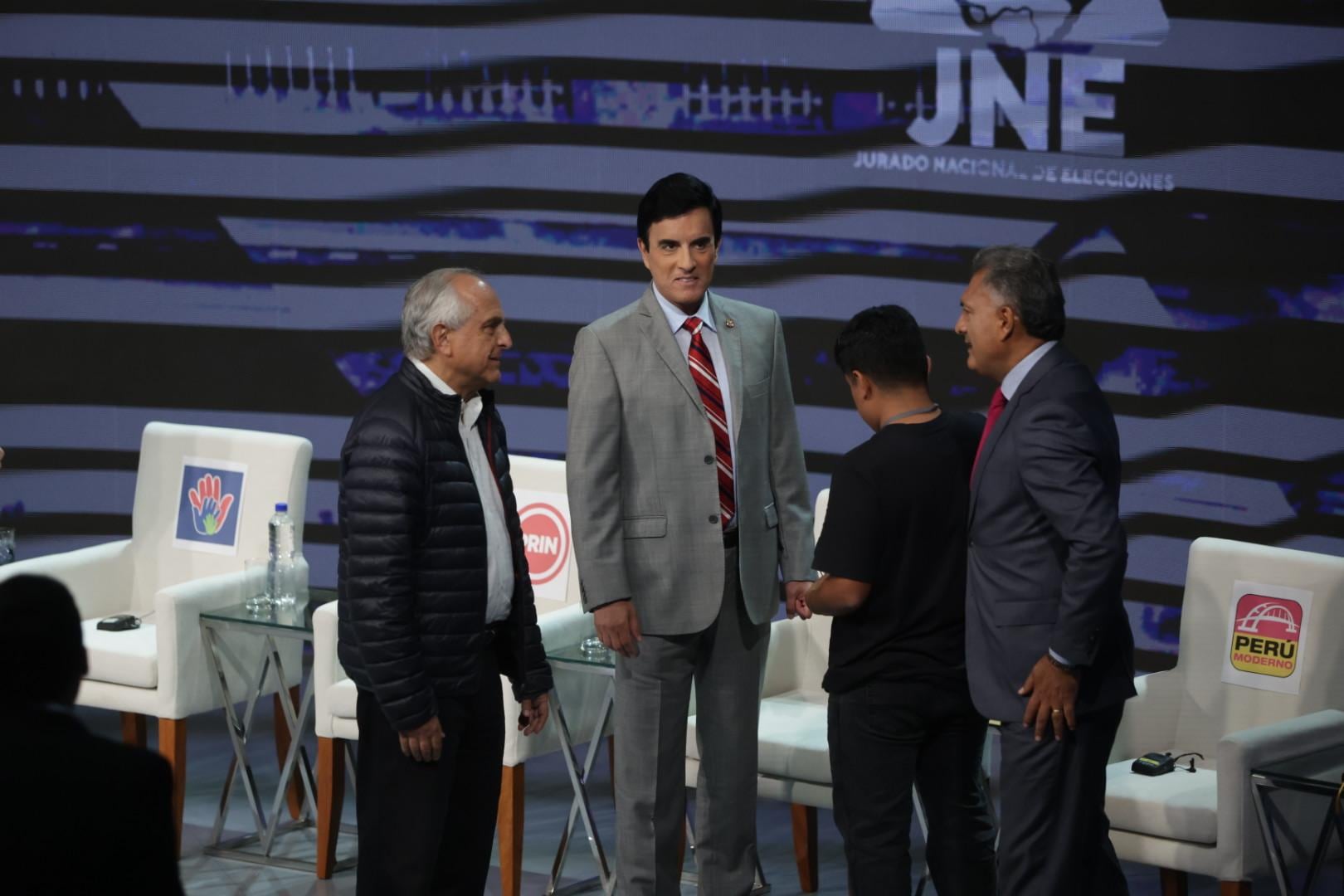 Debate electoral JNE | Candidatos asisten al Centro de Convenciones en San Borja, para participar del segundo día de debate electoral de cara a las elecciones presidenciales 2026.
Fotos: Hugo Perez / @photo.gec