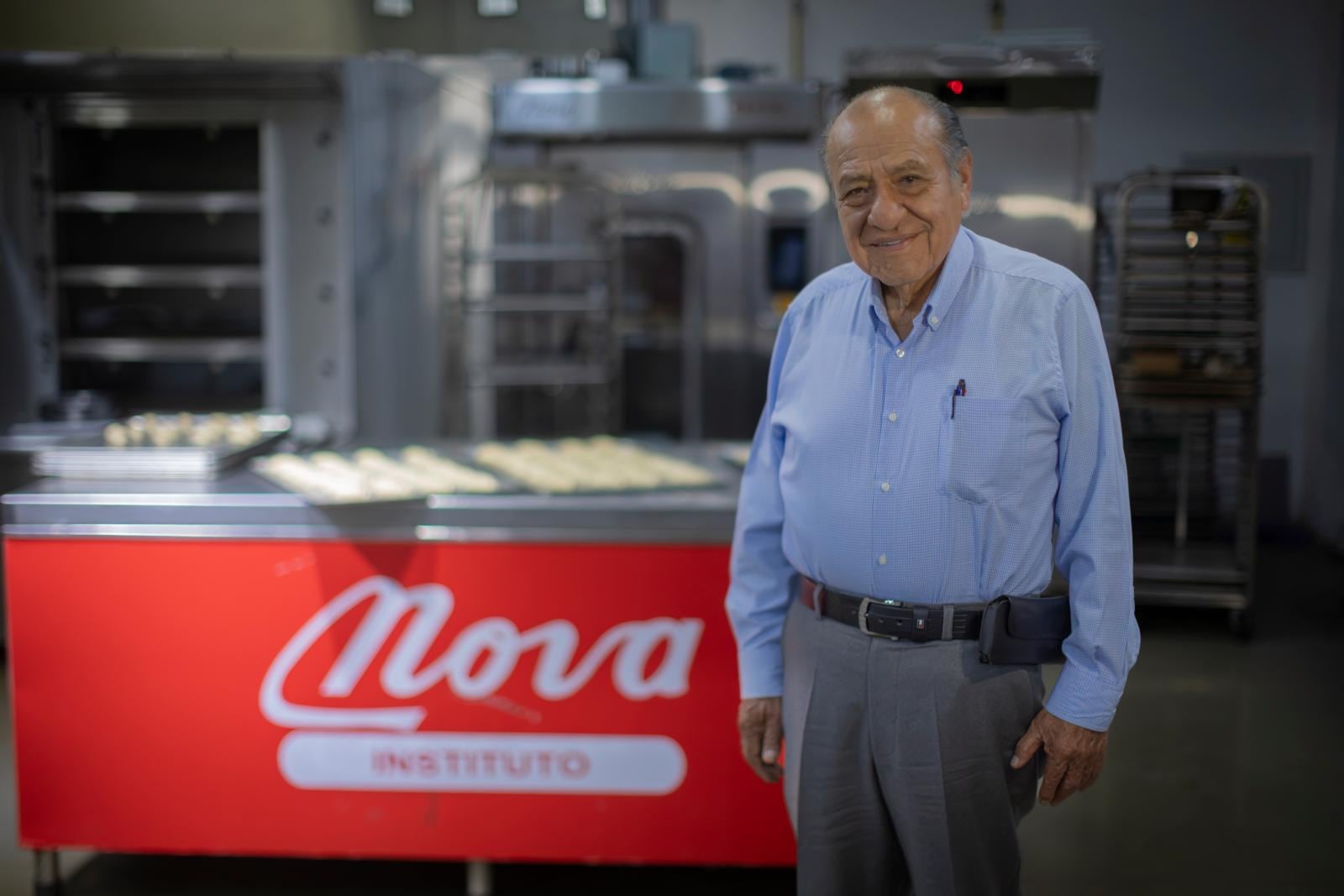 Máximo San Román, fundador de Grupo Nova, detalla los nuevos proyectos de la empresa y sus planes de crecimiento para los próximos años. Foto: Hugo Pérez