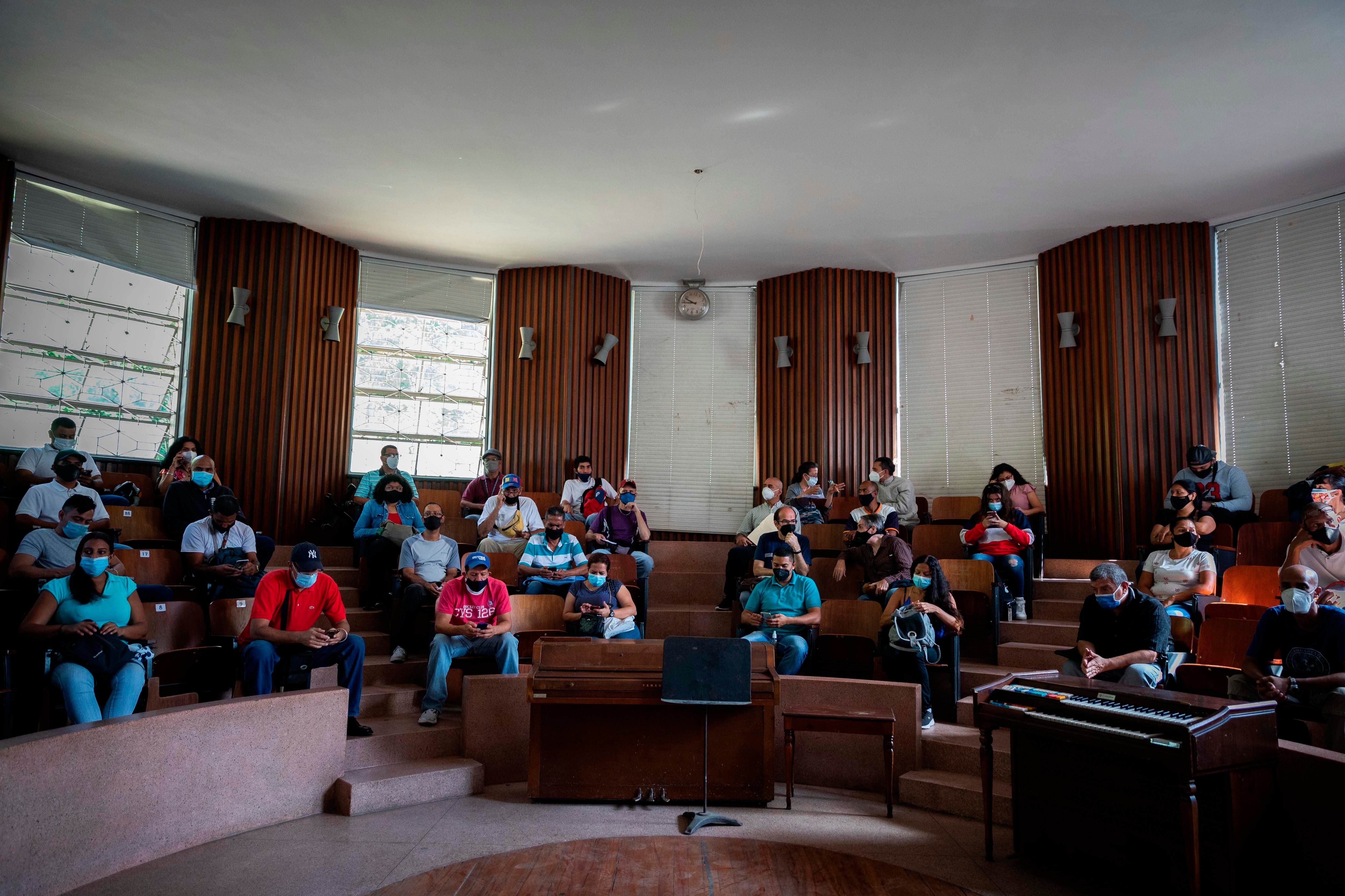 La maestra ha participado en algunas de las 3,185 protestas de docentes se registraron en Venezuela durante el período escolar 2022-2023. (Foto: EFE)