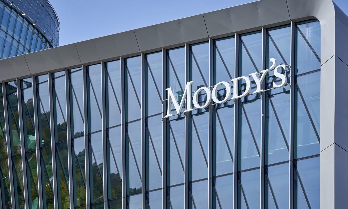 20 de junio del 2011. Hace 15 años. Moody's: Perú puede seguir como tren bala o bajar a crucero.