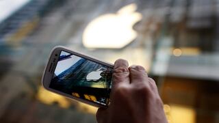 Apple supera a Samsung en ventas de teléfonos móviles en el cuarto trimestre