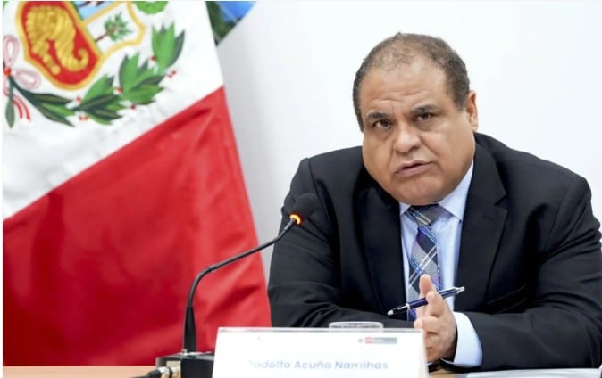 El ministro del MEF mostró preocupación por la reciente ley que otorga Compensación por Tiempo de Servicios (CTS) y gratificaciones a los trabajadores bajo el régimen de Contratación Administrativa de Servicios (CAS). Foto: Andina