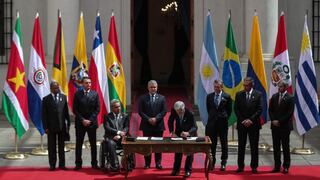 Presidentes de Sudamérica firman declaración de Santiago para crear el Prosur