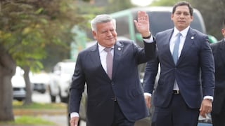 César Acuña tras reunirse con Keiko Fujimori pide diálogo y gobernabilidad