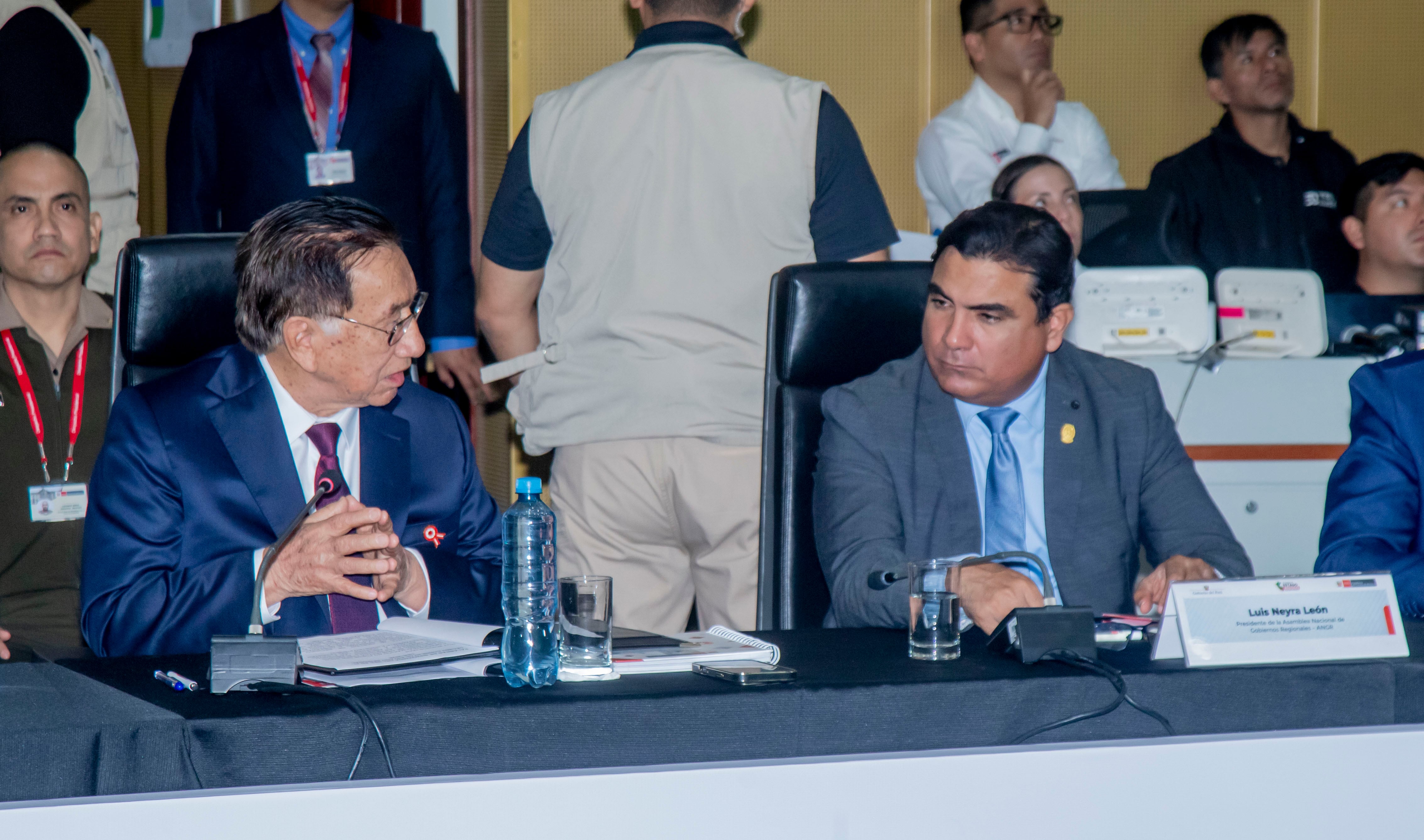 El presidente de la Asamblea Nacional de Gobiernos Regionales (ANGR), Luis Neyra León, instó al Poder Ejecutivo a tomar medidas para mitigar los posibles impactos por el Fenómeno El Niño. Foto: ANGR.