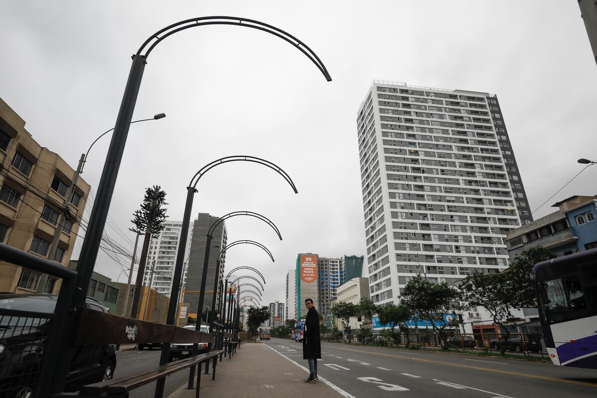 Desvíos se realizarán desde las 00:00 horas del viernes 28 de julio hasta las 3 p.m. del sábado 29, lapso de tiempo en que la av. Brasil permanecerá cerrada.. Foto : GEC