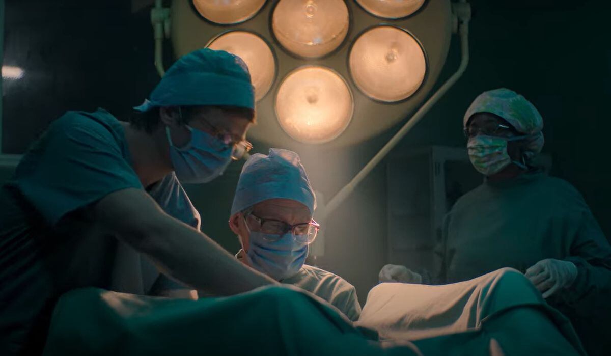 En "Joy", los tres especialistas lucharon contra todos para lograr la FIV (Foto: Wildgaze Films / Pathé)