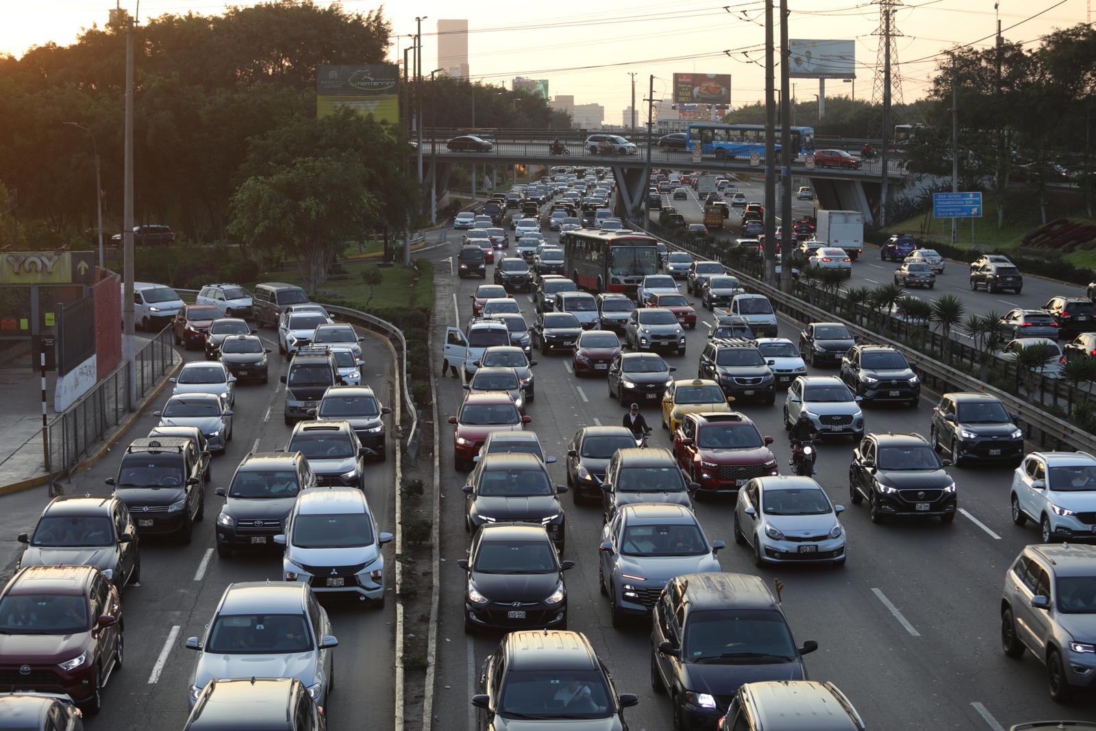 Lima está entre las cinco ciudades del mundo con los mayores indicadores de congestión vehicular. Foto: difusión