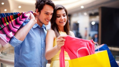 El estudio Cultura Dopamina, de Consumer Truth, encontró que el 82% de los peruanos ha comprado productos atraído por su diseño y estilo, mientras que el 79% lo hizo por la intensidad que transmitían o para expresar su personalidad. (Foto referencial)