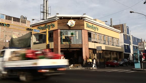 Con su propia visión y formato, la familia Tamashiro inició con un restaurante llamado Norky’s en la avenida Abancay, en Cercado de Lima. El mismo local donde continúan atendiendo hasta la actualidad. (Foto: GEC)