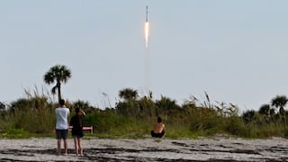 SpaceX de Elon Musk despega en la bolsa en un debut récord