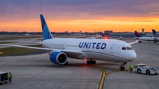 ¿Adiós al asiento del medio? United estrena una nueva fila en Economy Plus con más espacio para tus vuelos largos