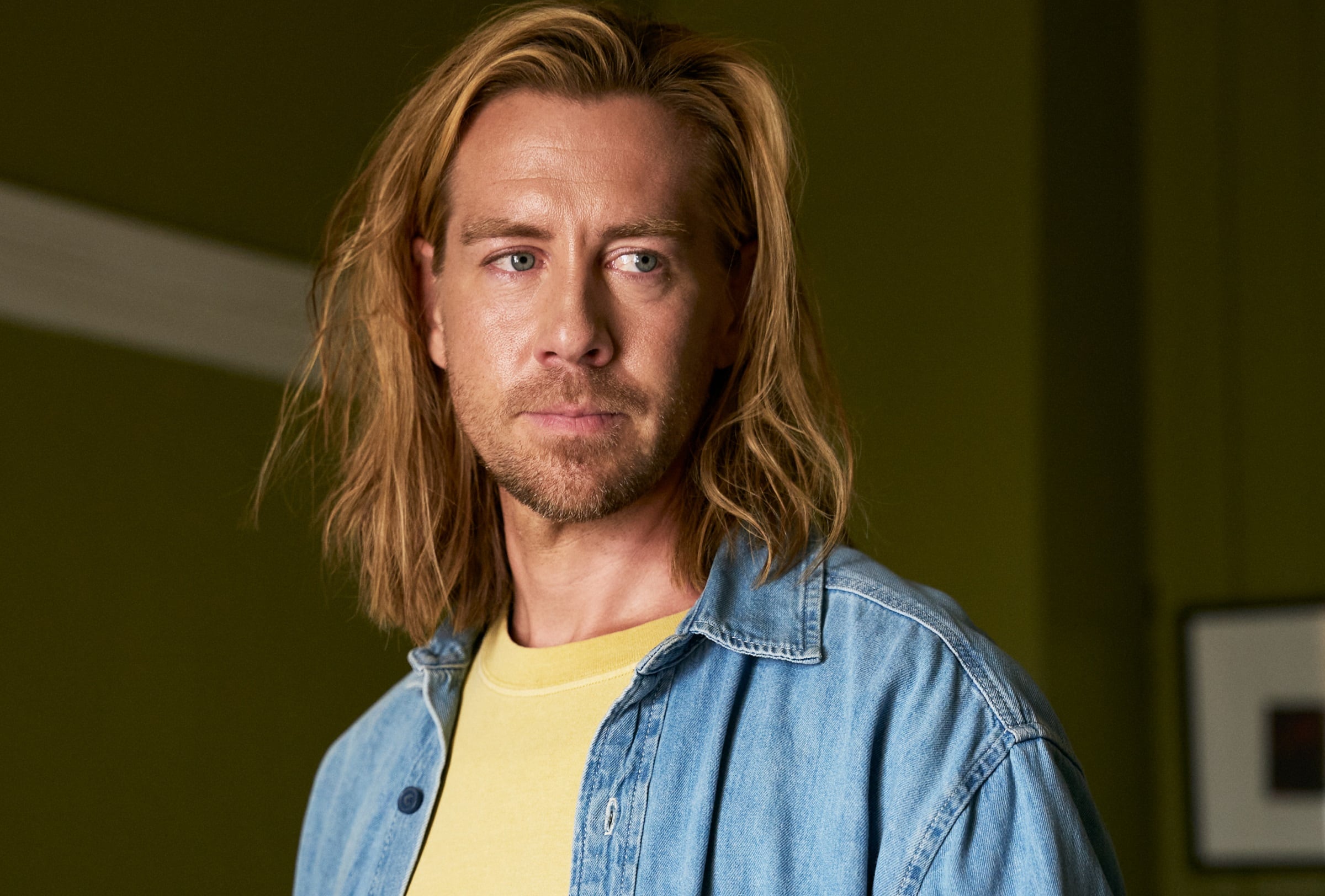 Pål Sverre Hagen asume el papel de Joachim, el novio de Louise Andersen en Noruega, en la película danesa "The Secret Woman" (Foto: Netflix)
