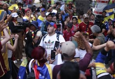Venezolanos festejan en Lima la detención de Maduro por EE.UU.