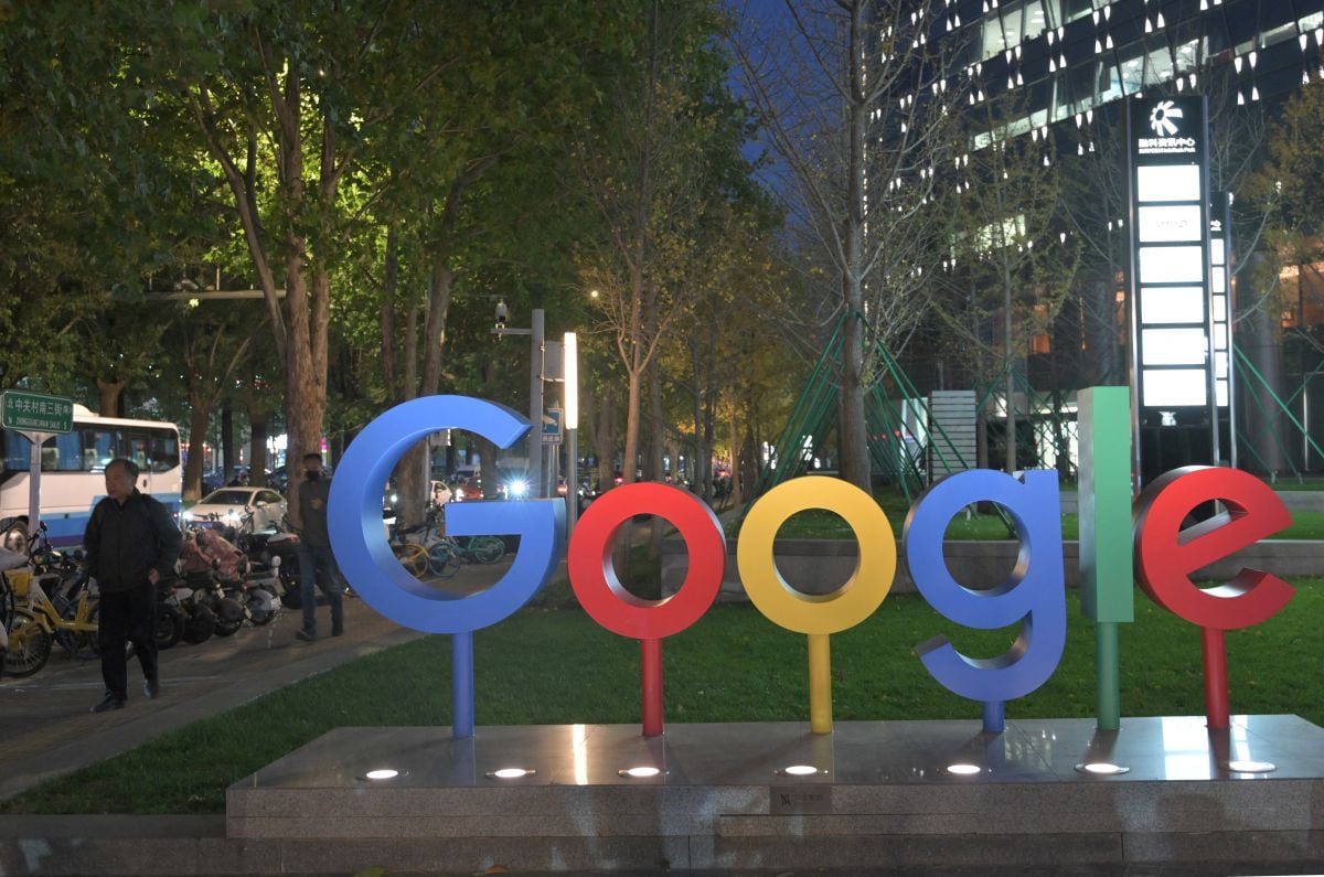 La iniciativa contempla la instalación de dos cables submarinos de telecomunicaciones que enlazarán el país caribeño con el territorio continental estadounidense. (Foto: Adek Berry / AFP)