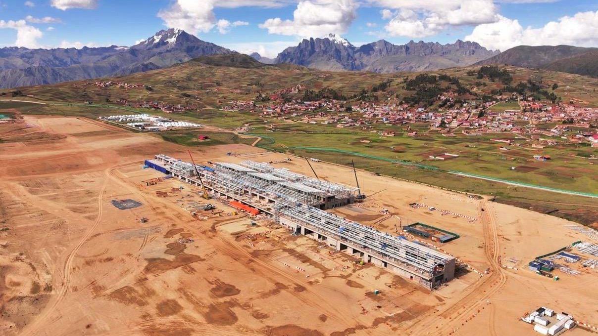 El MTC estima que este aeropuerto, clave para el Cusco, inicie operaciones a finales del 2027. A inicios del próximo año iniciarían las pruebas para que entre en marcha. Foto: MTC.
