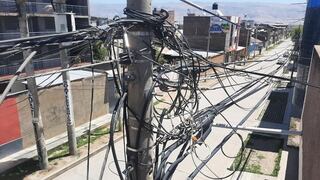 Defensoría del Pueblo: cableado aéreo en desuso sería retirado con disposición del MTC