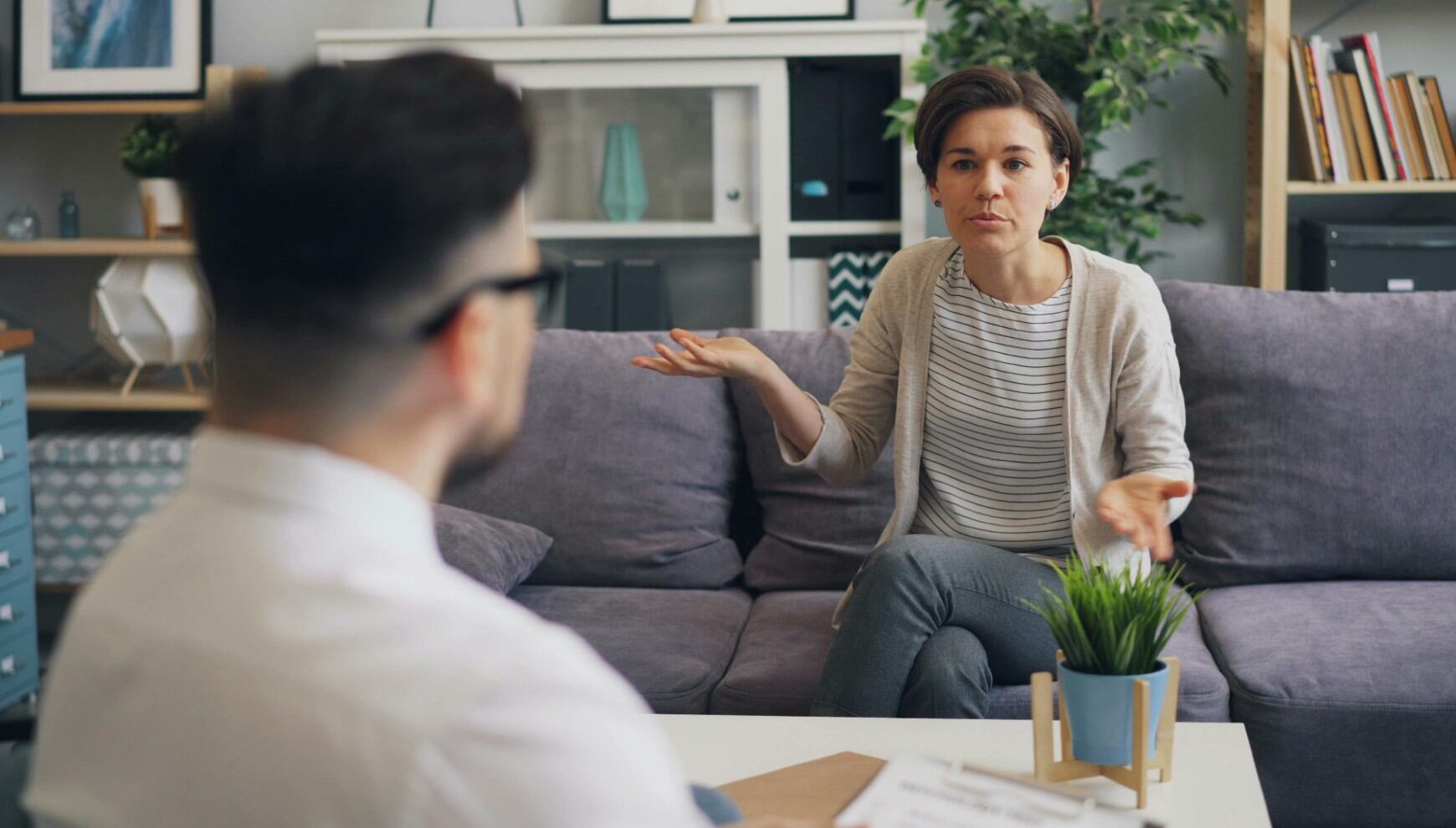 Algunas frases pueden hacerte parecer menos inteligente de lo que realmente eres. (Pexels)